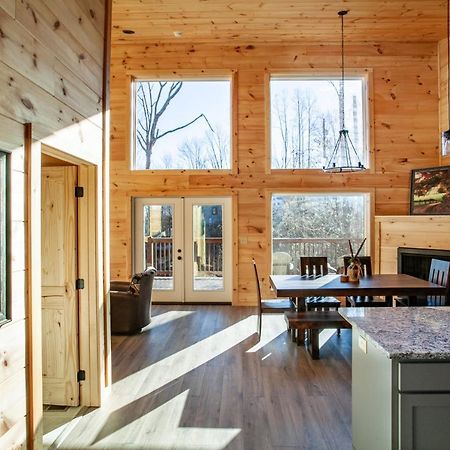 Brand New Build Cozy Cottage With Mountain View Гатлінбург Екстер'єр фото