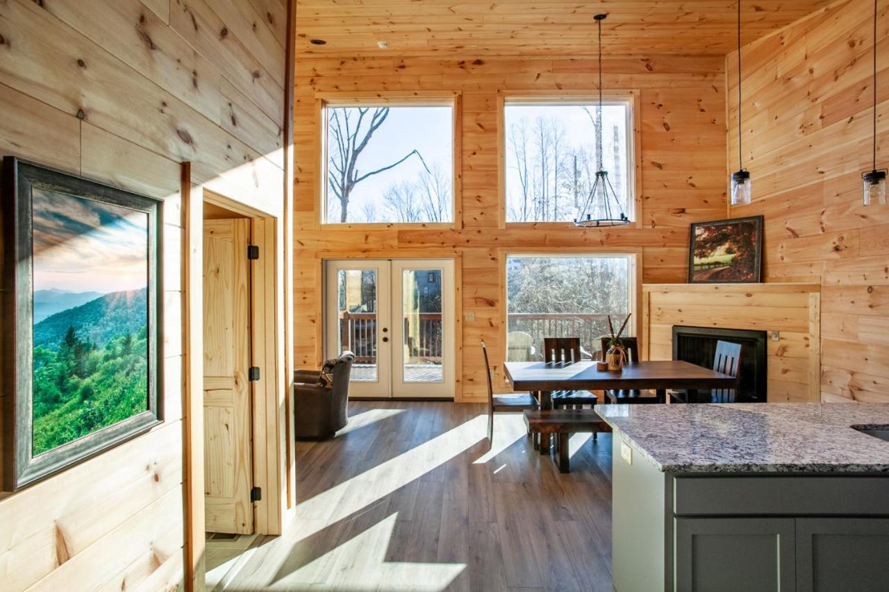 Brand New Build Cozy Cottage With Mountain View Гатлінбург Екстер'єр фото