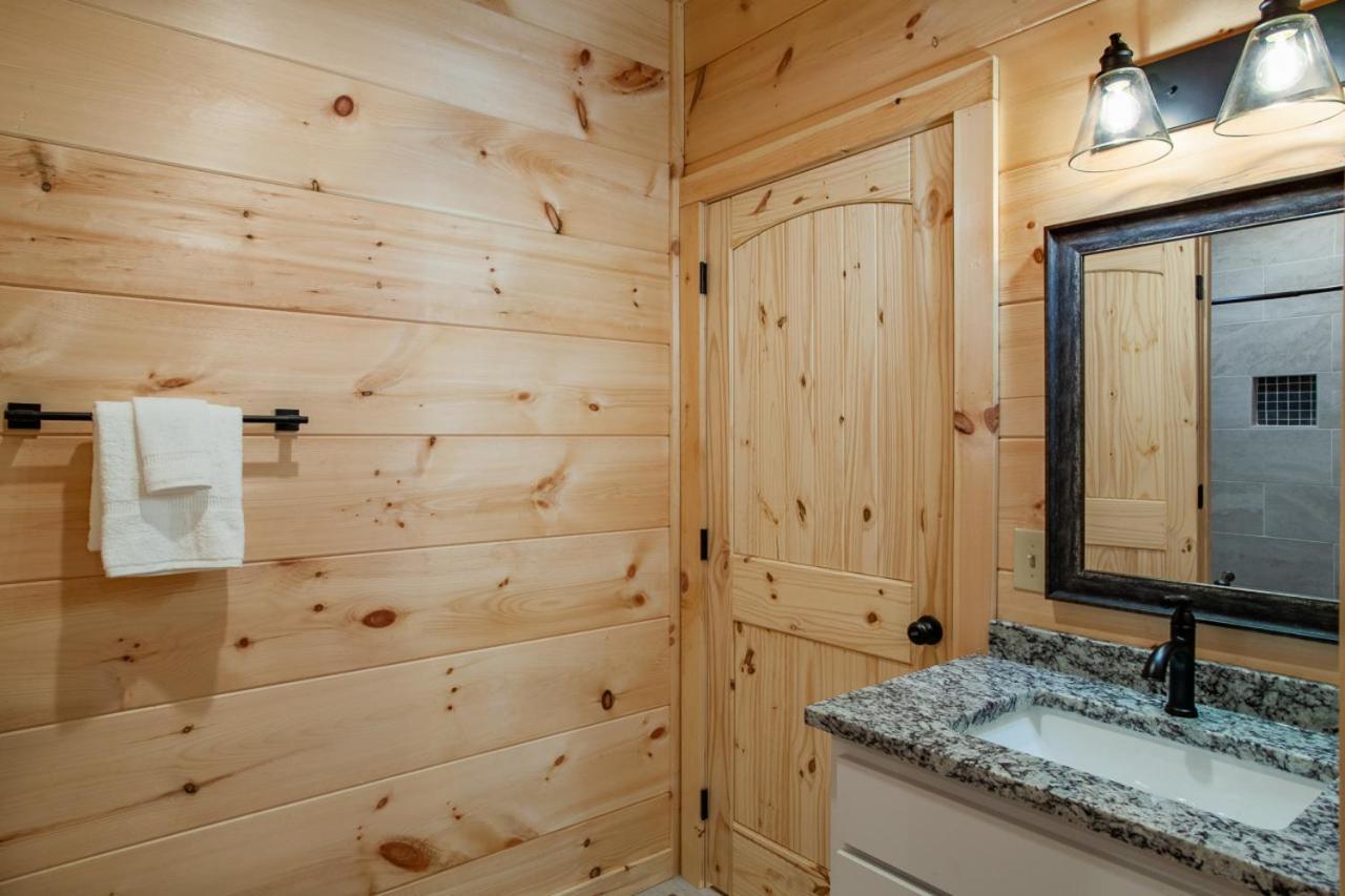 Brand New Build Cozy Cottage With Mountain View Гатлінбург Екстер'єр фото