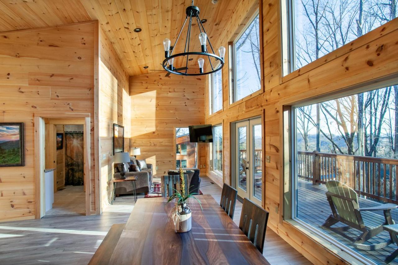 Brand New Build Cozy Cottage With Mountain View Гатлінбург Екстер'єр фото