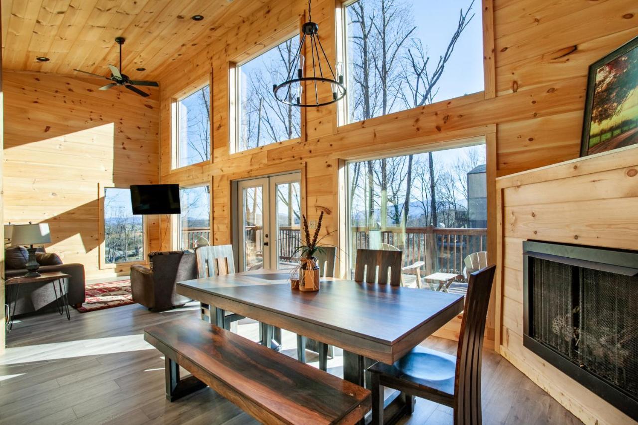 Brand New Build Cozy Cottage With Mountain View Гатлінбург Екстер'єр фото