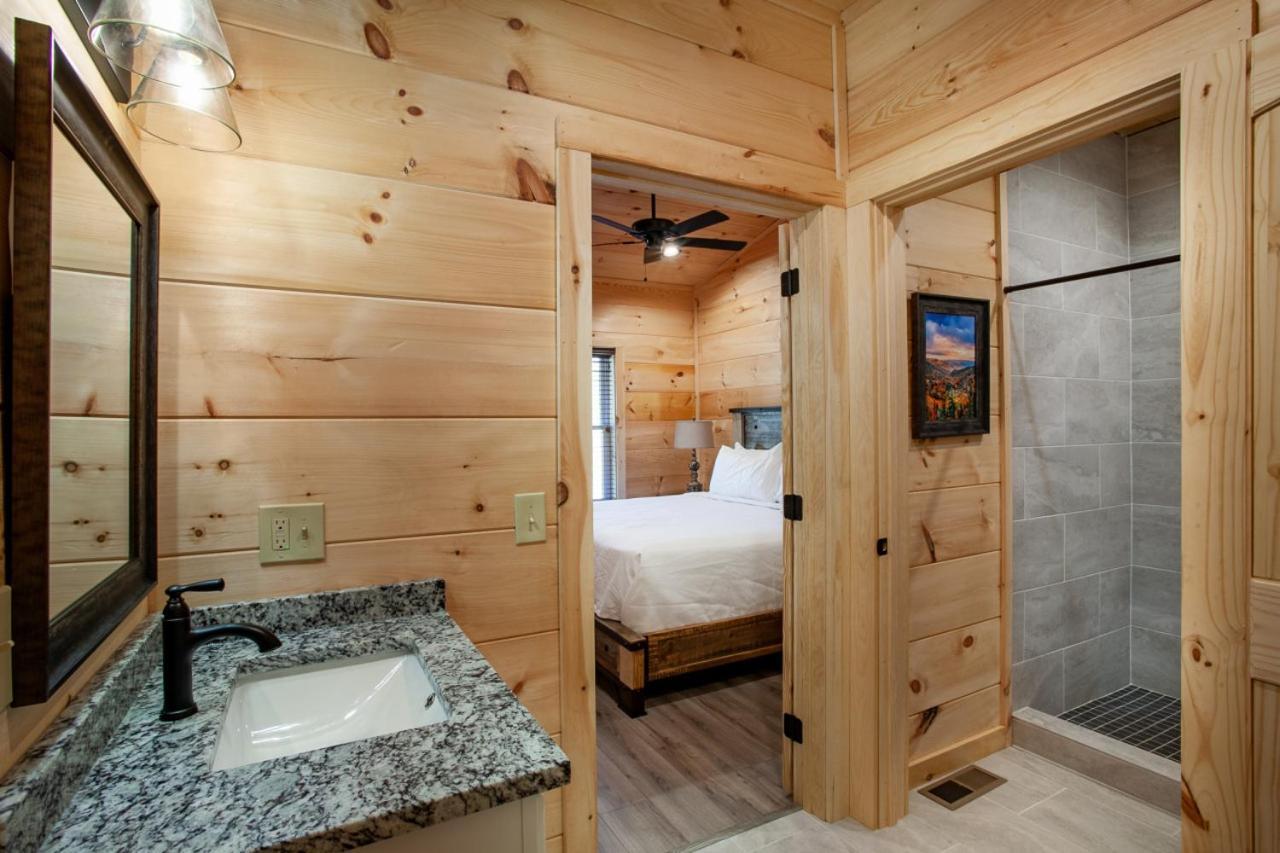 Brand New Build Cozy Cottage With Mountain View Гатлінбург Екстер'єр фото