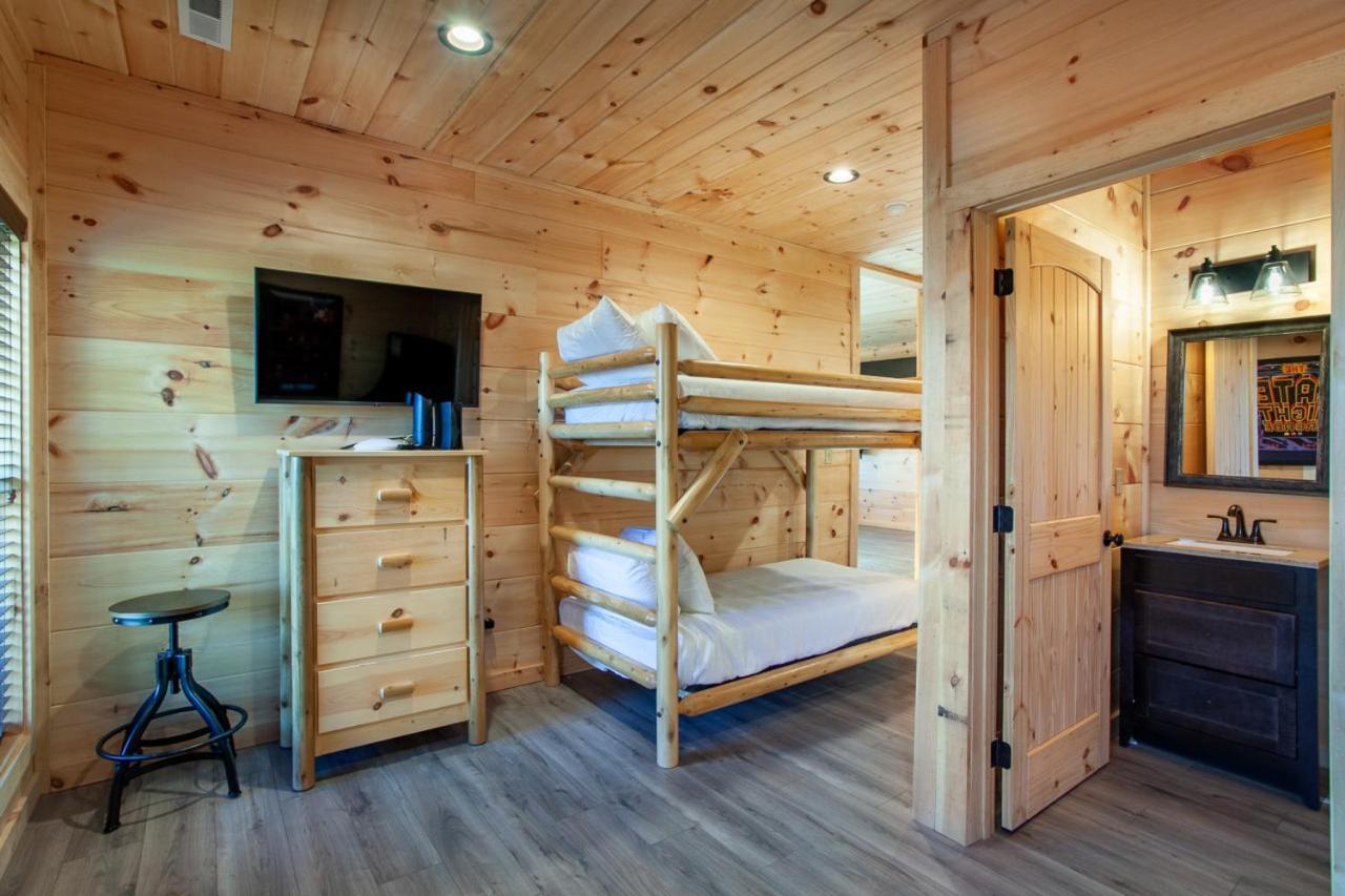 Brand New Build Cozy Cottage With Mountain View Гатлінбург Екстер'єр фото
